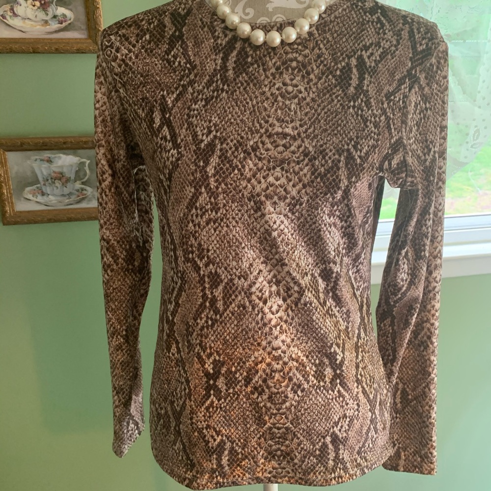 Beautiful Aspen Body long sleeve shirt L NWOT